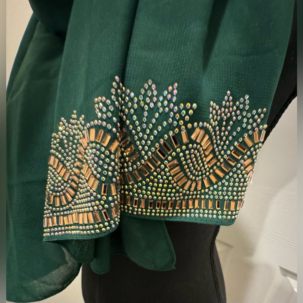 Like New Kaftan With Matching Hijab Head Wrap - image 5